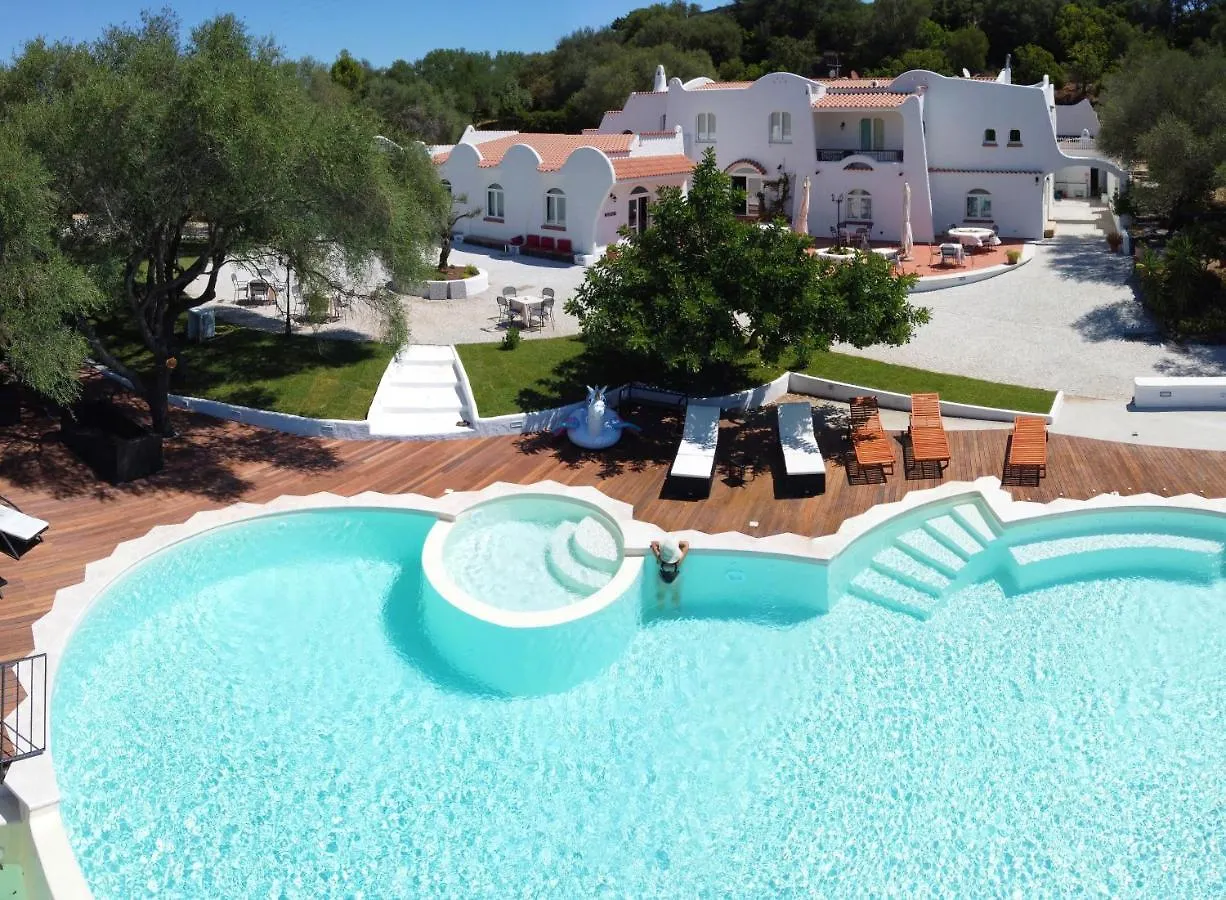 Hotel Villa Cedrino contacts