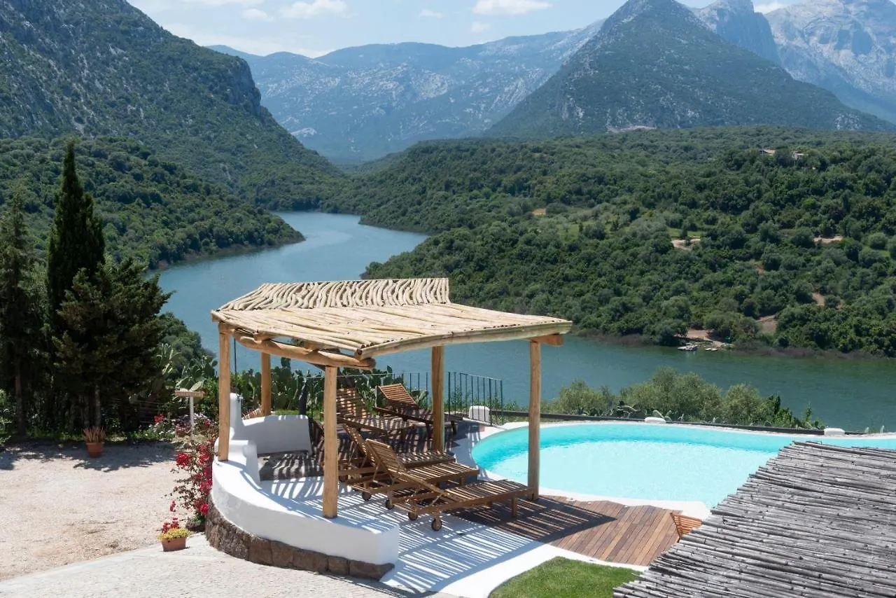 Hotel Villa Cedrino